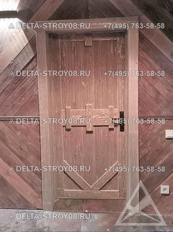 ДС-К Входная дверь под старину в стиле лофт со стальными петлями 01