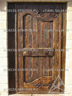 Прг Кованая дверь под старину Н межкомнатная резная массив дуба 01