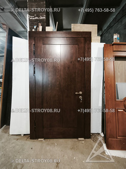 ДВС Кованая дверь под старину одностворчатая с ручкой-скобой глухая