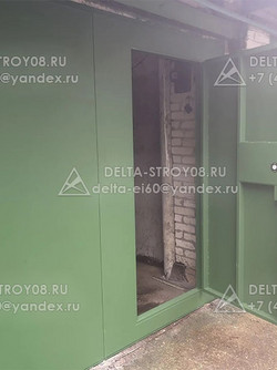 Гаражные ворота крепкие металлические с замком антивандальным ГВМ-02
