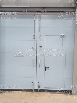 Утепленные распашные ворота гаражные Дп для теплого бокса двустворка