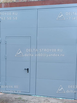 Утепленные распашные ворота гаражные ВГРС с влагостойкой фурнитурой