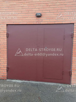 Утепленные распашные ворота гаражные ВСГ-02 многослойные из металла