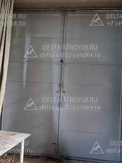 Промышленные ворота из сэндвича в пекарню с легкими створками ВПР