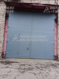 Промышленные ворота для многоквартирного дома в зону сбора ТКО Н