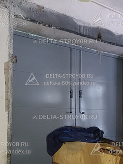 Распашные ворота 4,5 метра ВРС для компаний строительных стальные