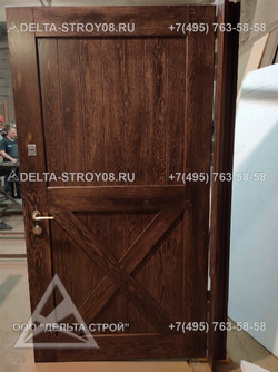 ДВС Входная дверь под старину с художественной резьбой