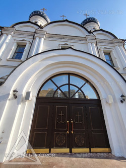 Дверь в Храм Федора Ушакова. Южнобутовская ул., 6, стр. 1, Москва